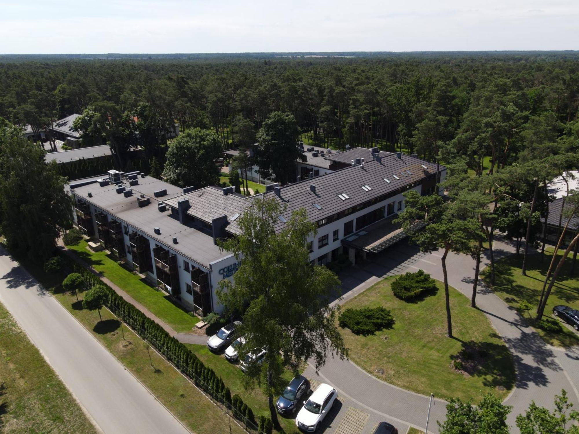 Columna Medica Hotel Lask Exterior photo
