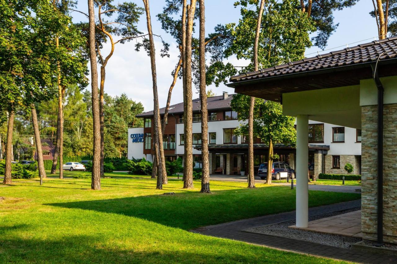Columna Medica Hotel Lask Exterior photo
